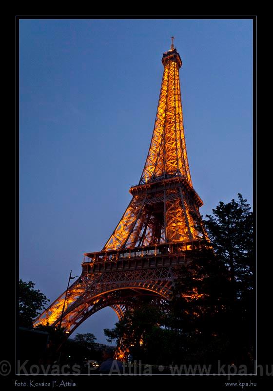 Eiffel Tower 008.jpg